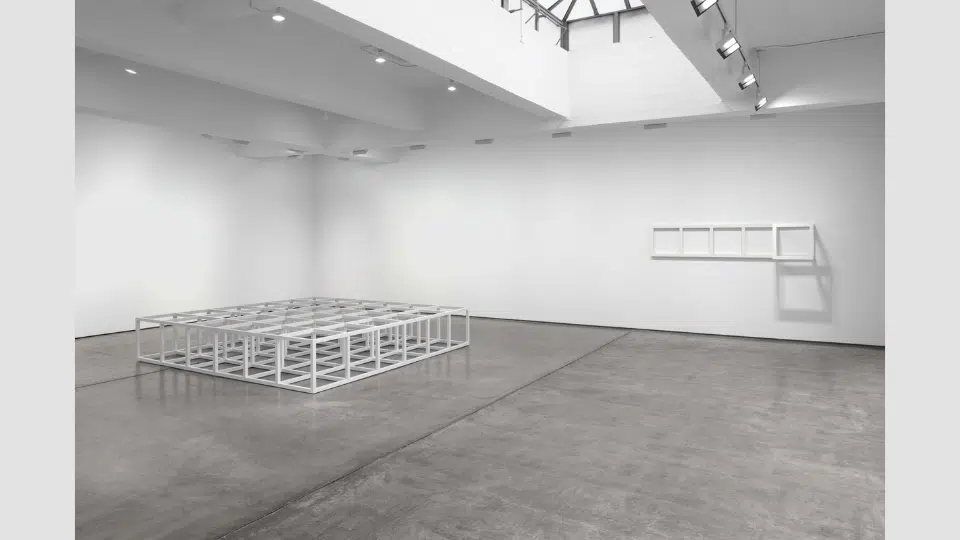 sol lewitt – modular cube structures 1968